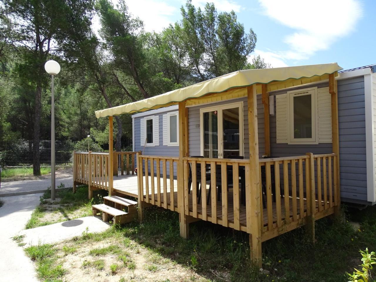 Camping Aux Portes De Cassis Roquefort la Bedoule Bagian luar foto